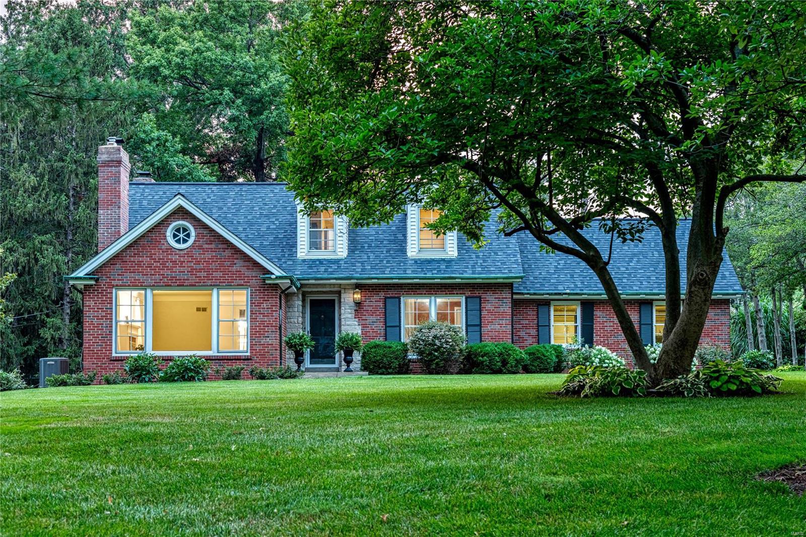 31 Frontenac Estates Drive