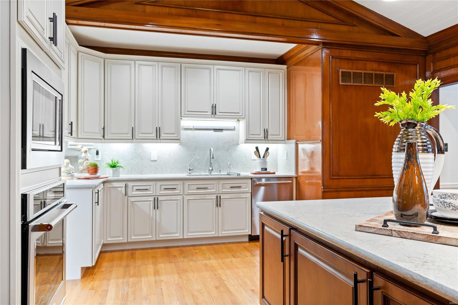 31 Frontenac Estates Drive