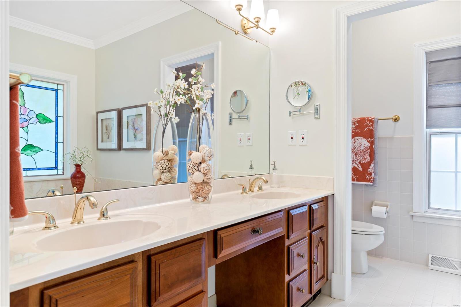 31 Frontenac Estates Drive