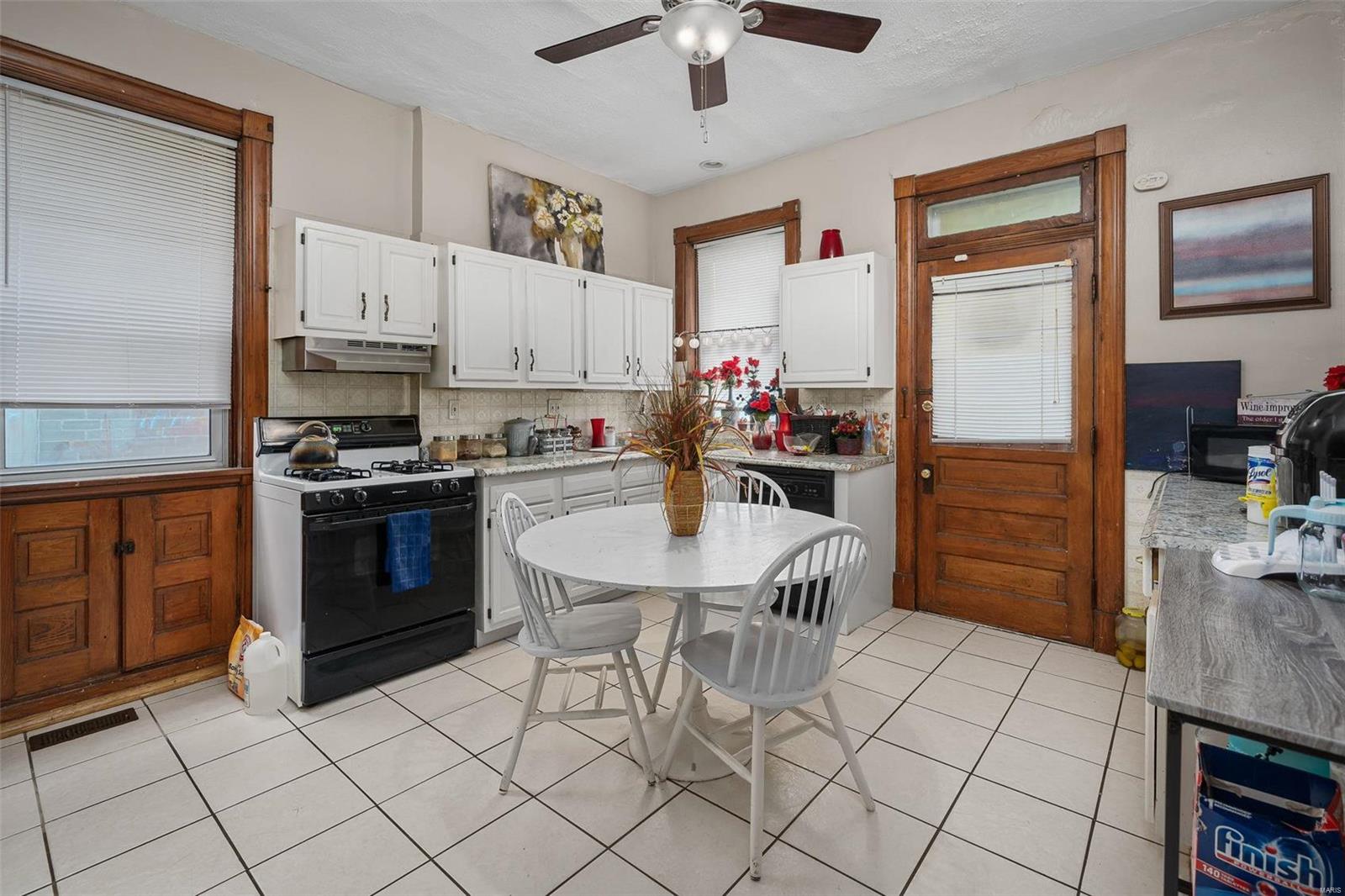 2018 Ann Avenue