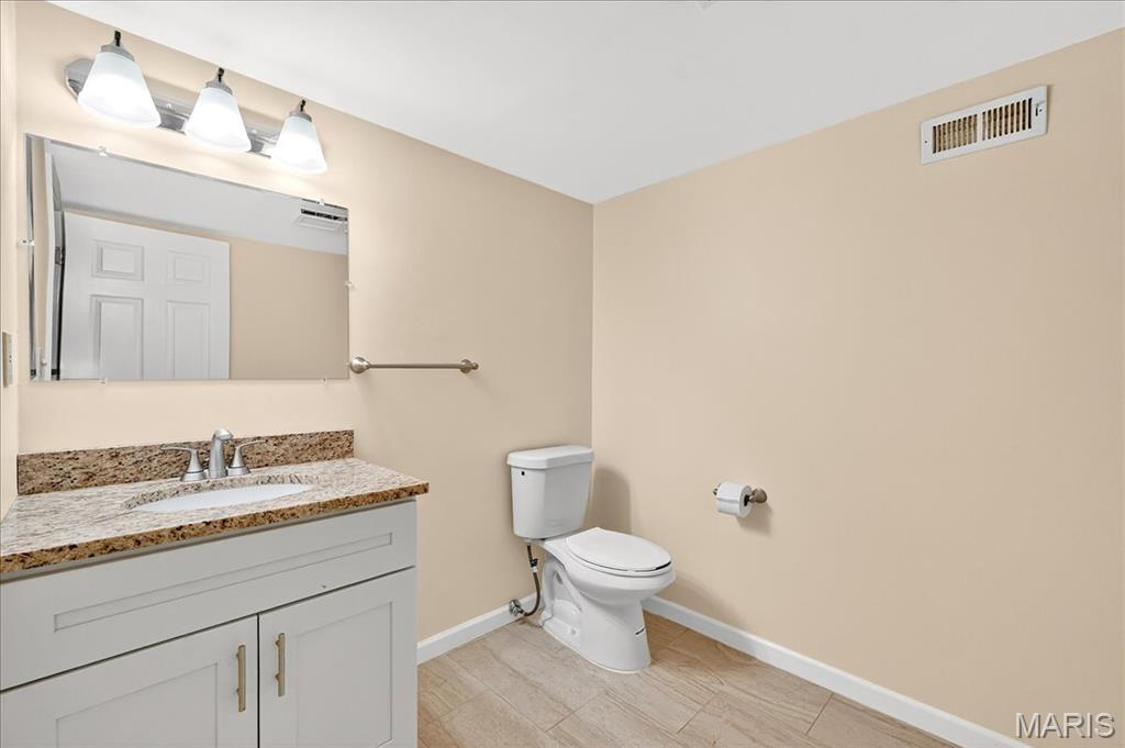 15812 Newton Ridge Drive