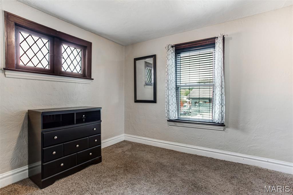 3892 Kingsland Court