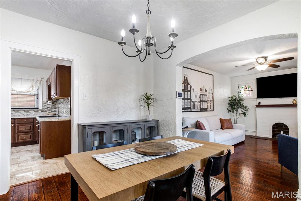 3892 Kingsland Court