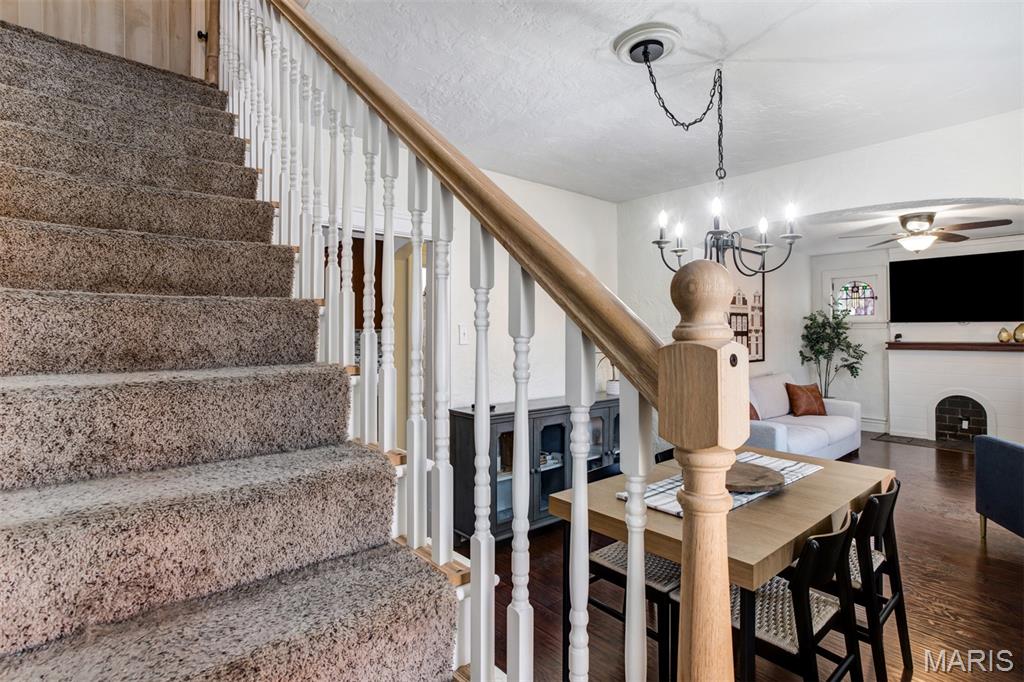 3892 Kingsland Court