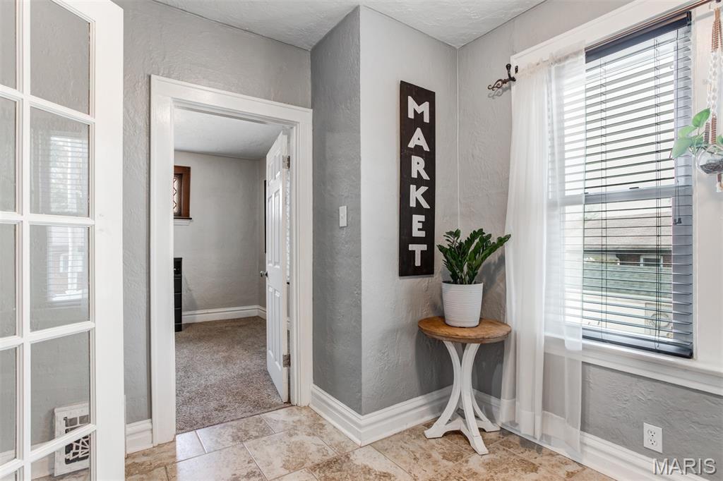 3892 Kingsland Court