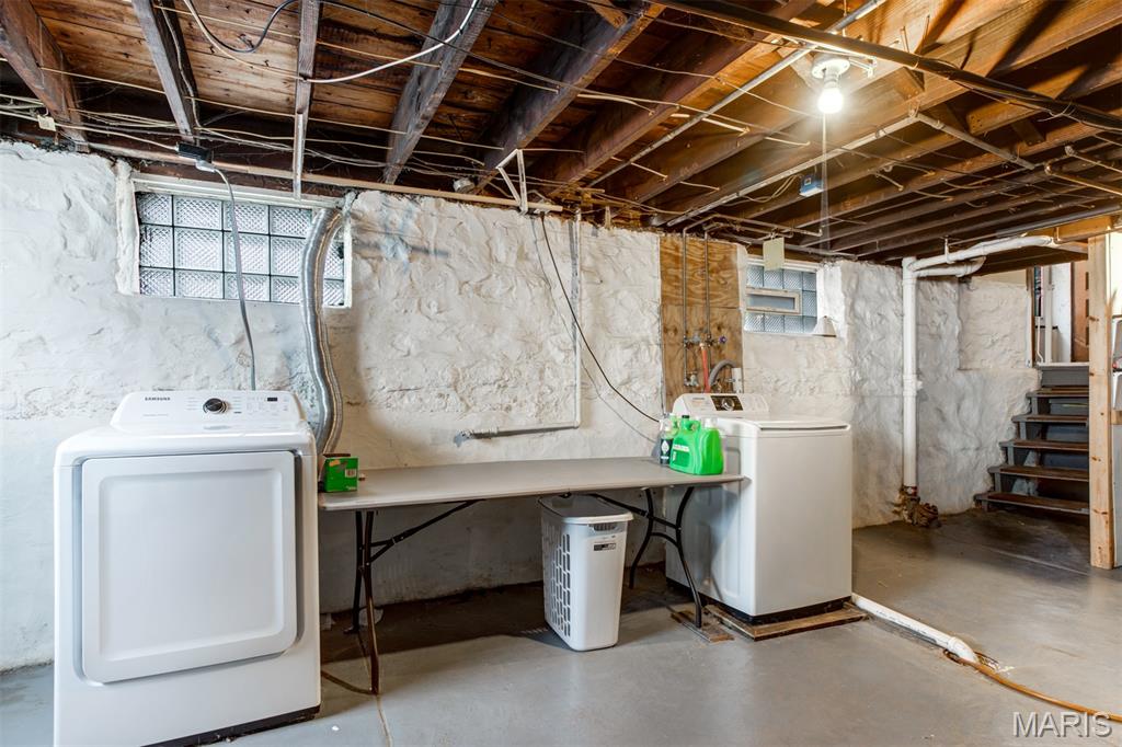 3892 Kingsland Court