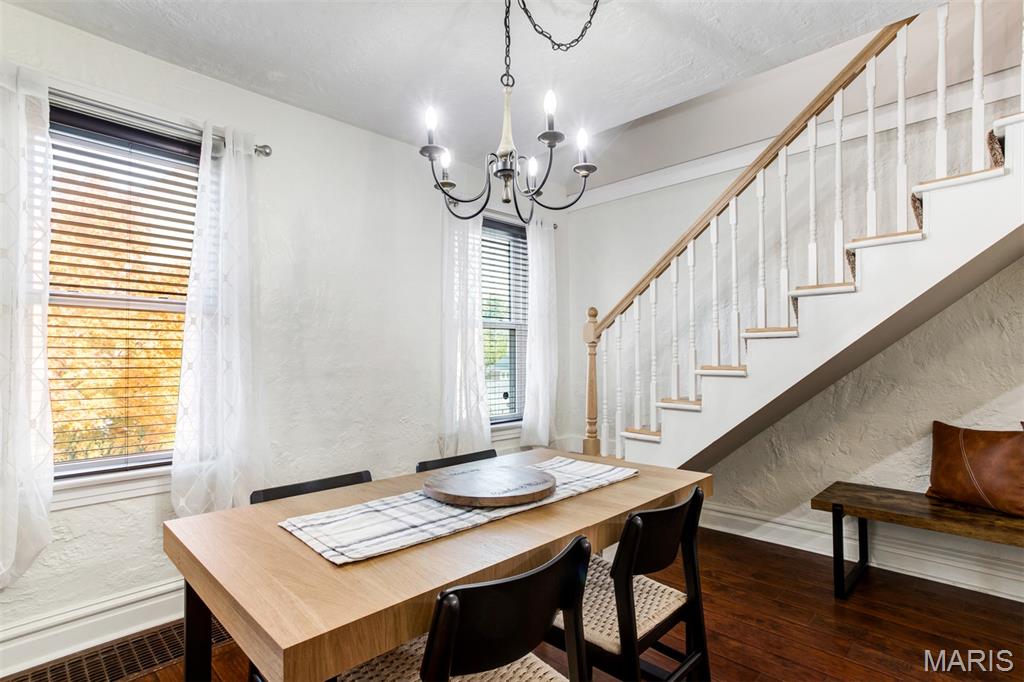 3892 Kingsland Court