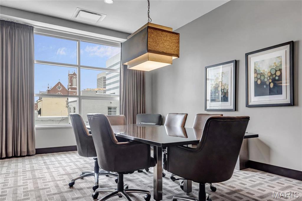 8025 Maryland Ave Unit: 3D
