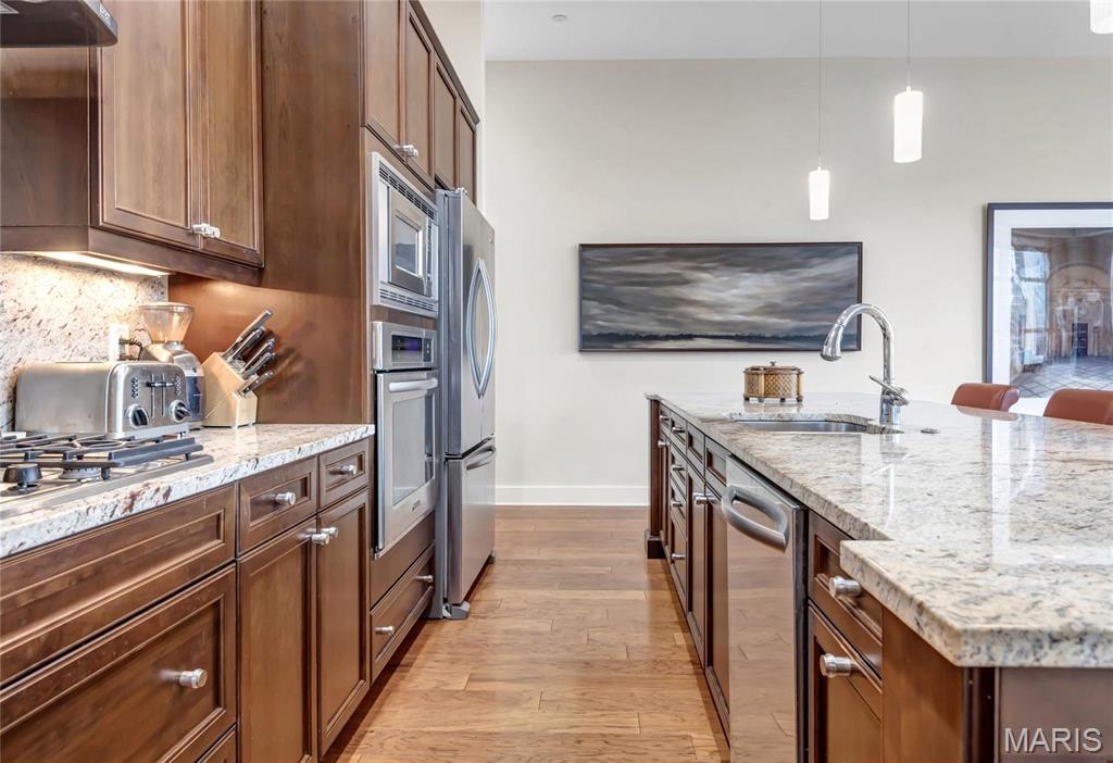 8025 Maryland Ave Unit: 3D