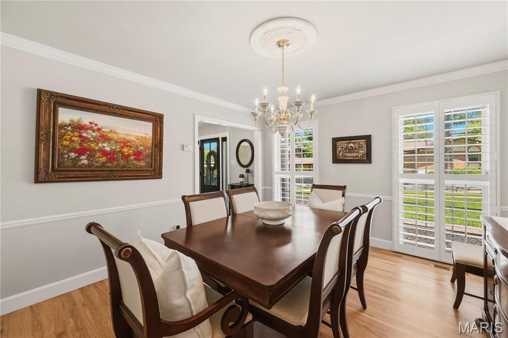 607 Lampadaire Drive