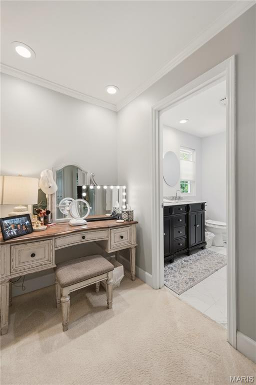 607 Lampadaire Drive