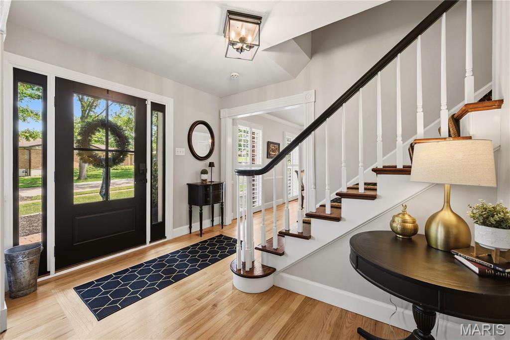 607 Lampadaire Drive