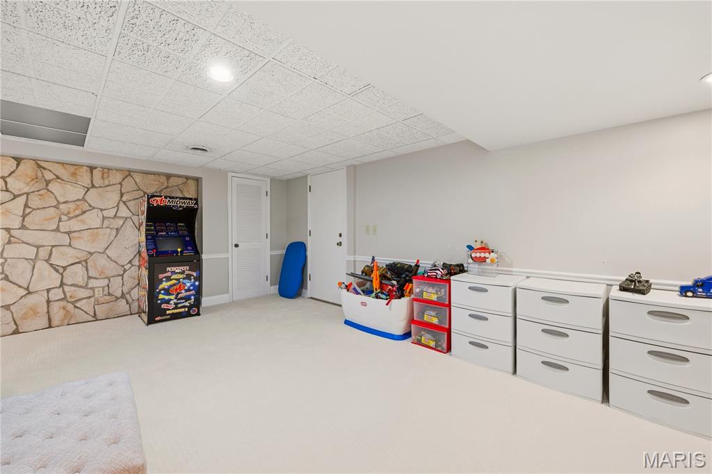 607 Lampadaire Drive