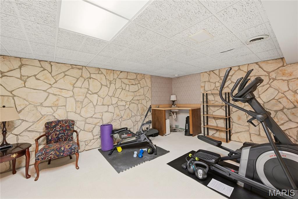 607 Lampadaire Drive