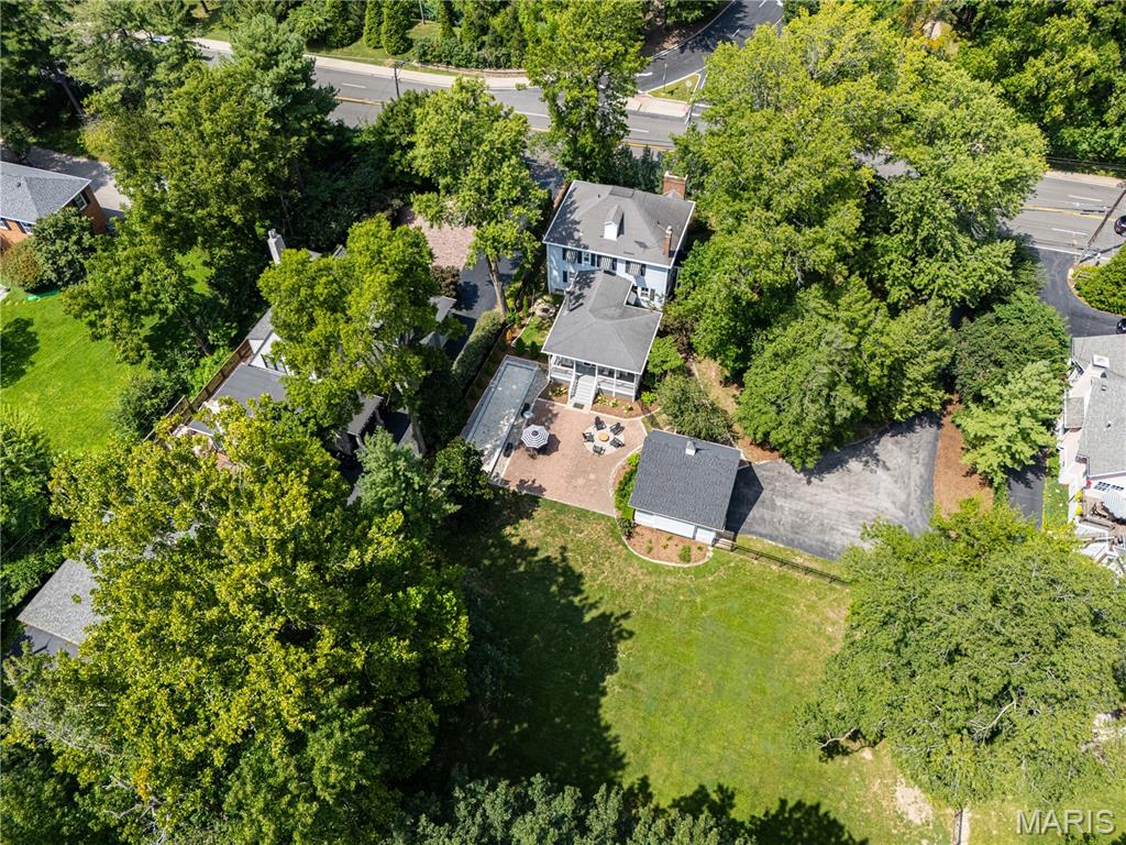 9242 Clayton Road