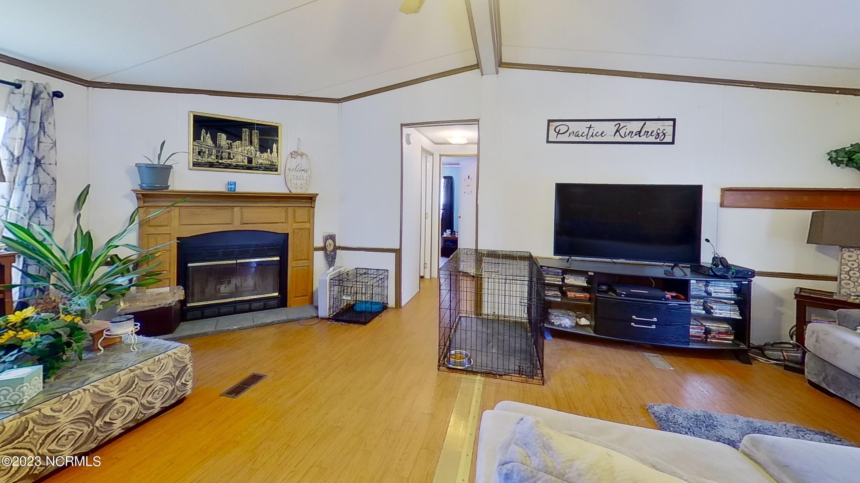 2216 Bell Williams Road