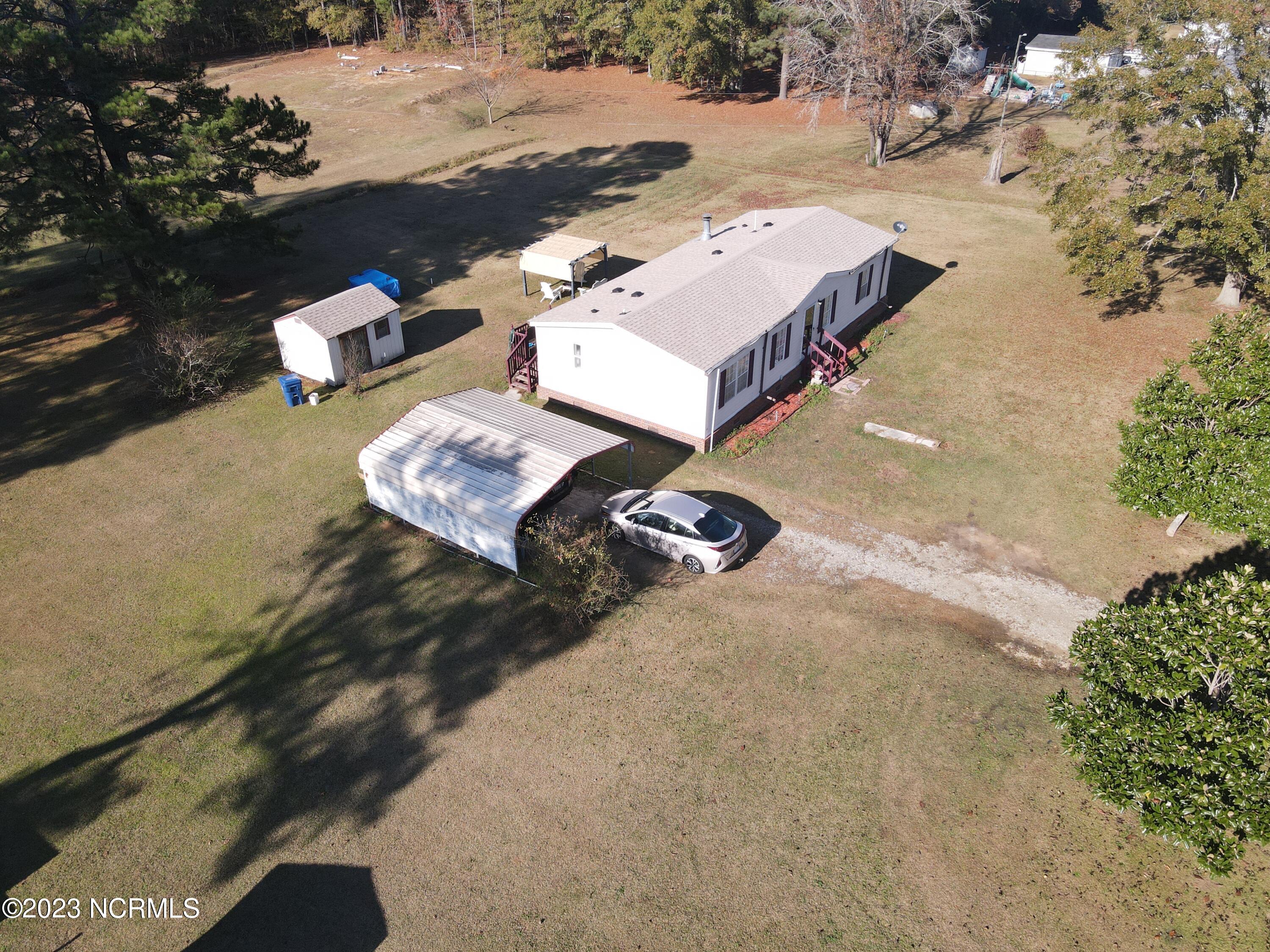 2216 Bell Williams Road