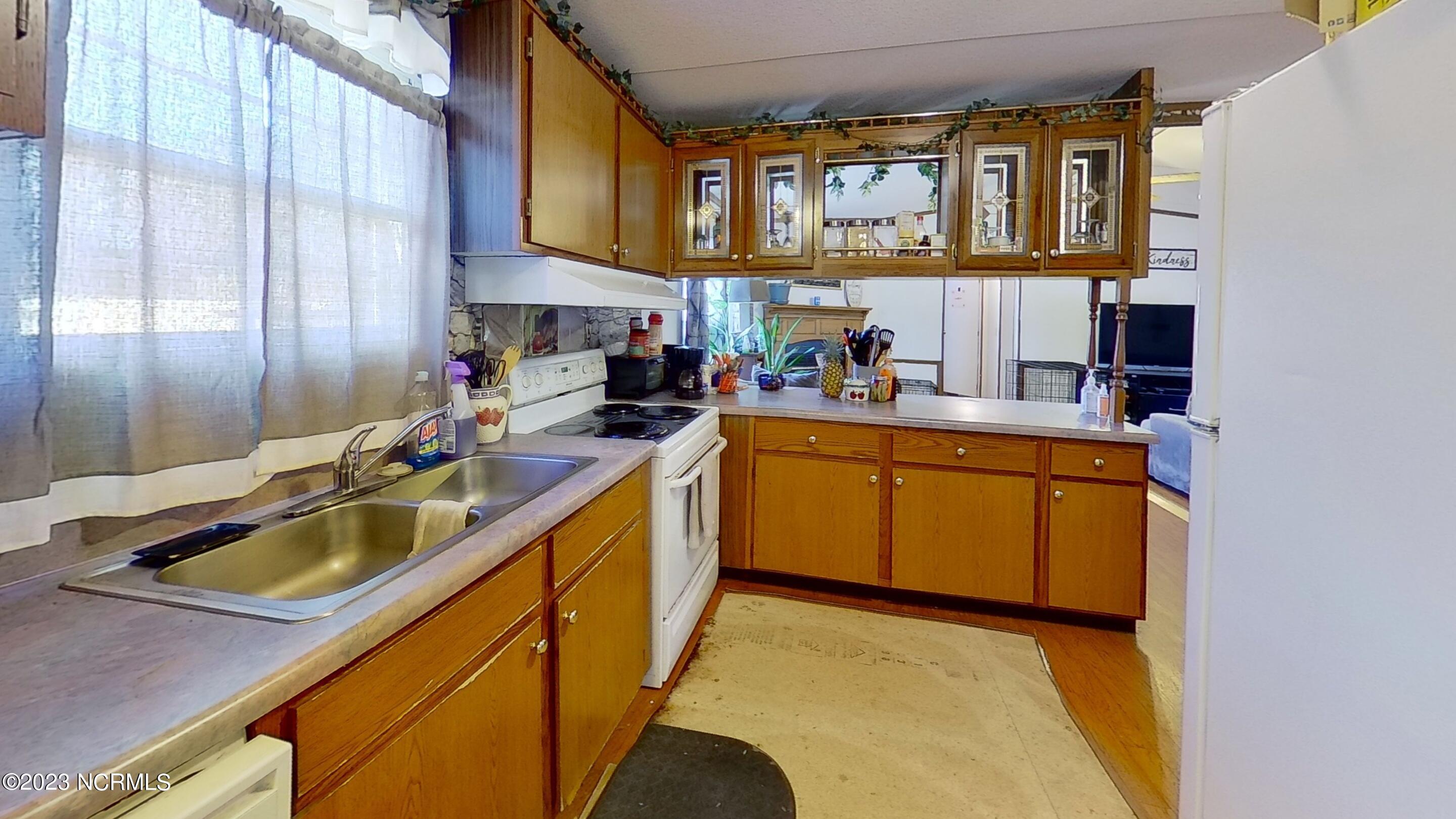 2216 Bell Williams Road