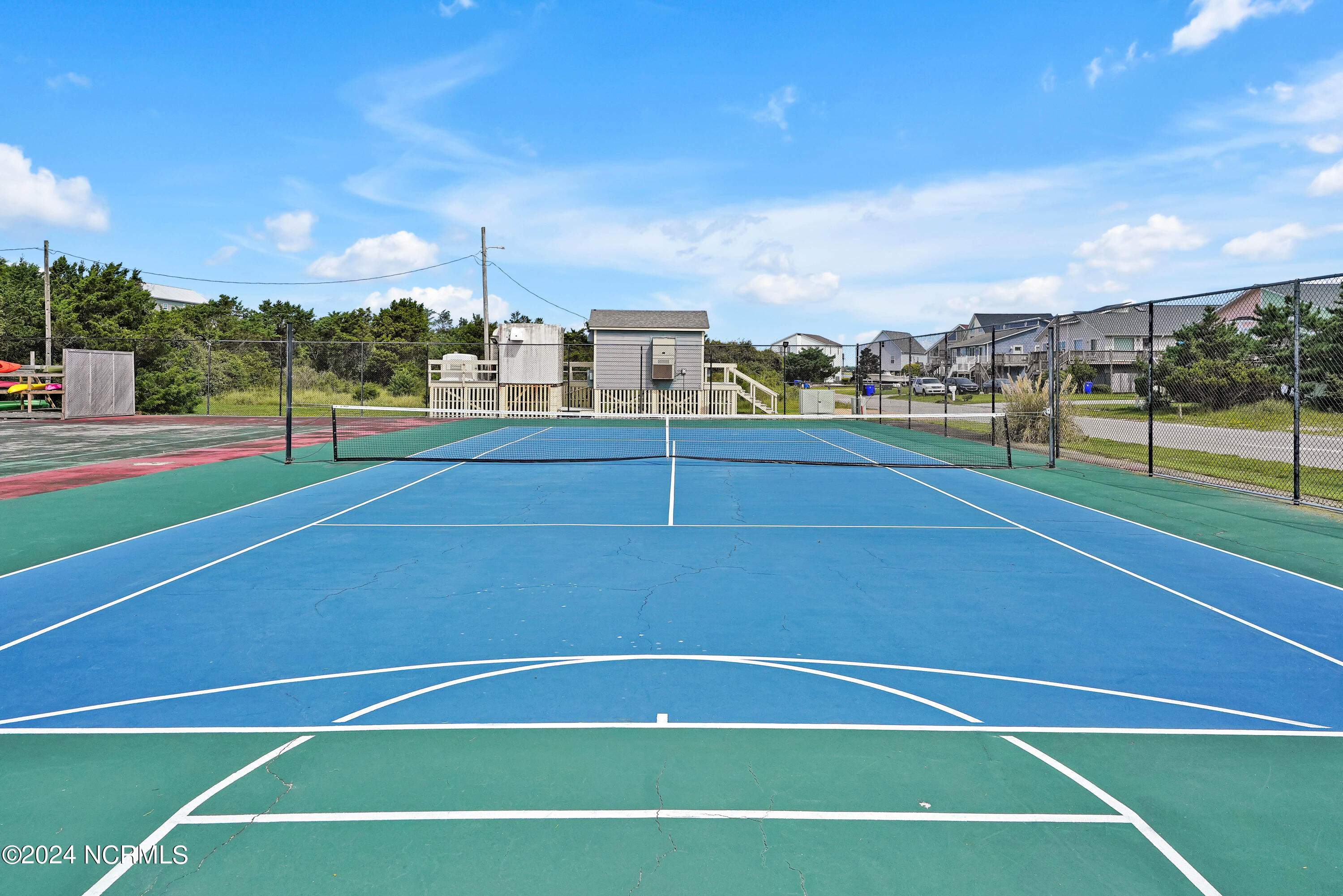 2264 New River Inlet Road, 303