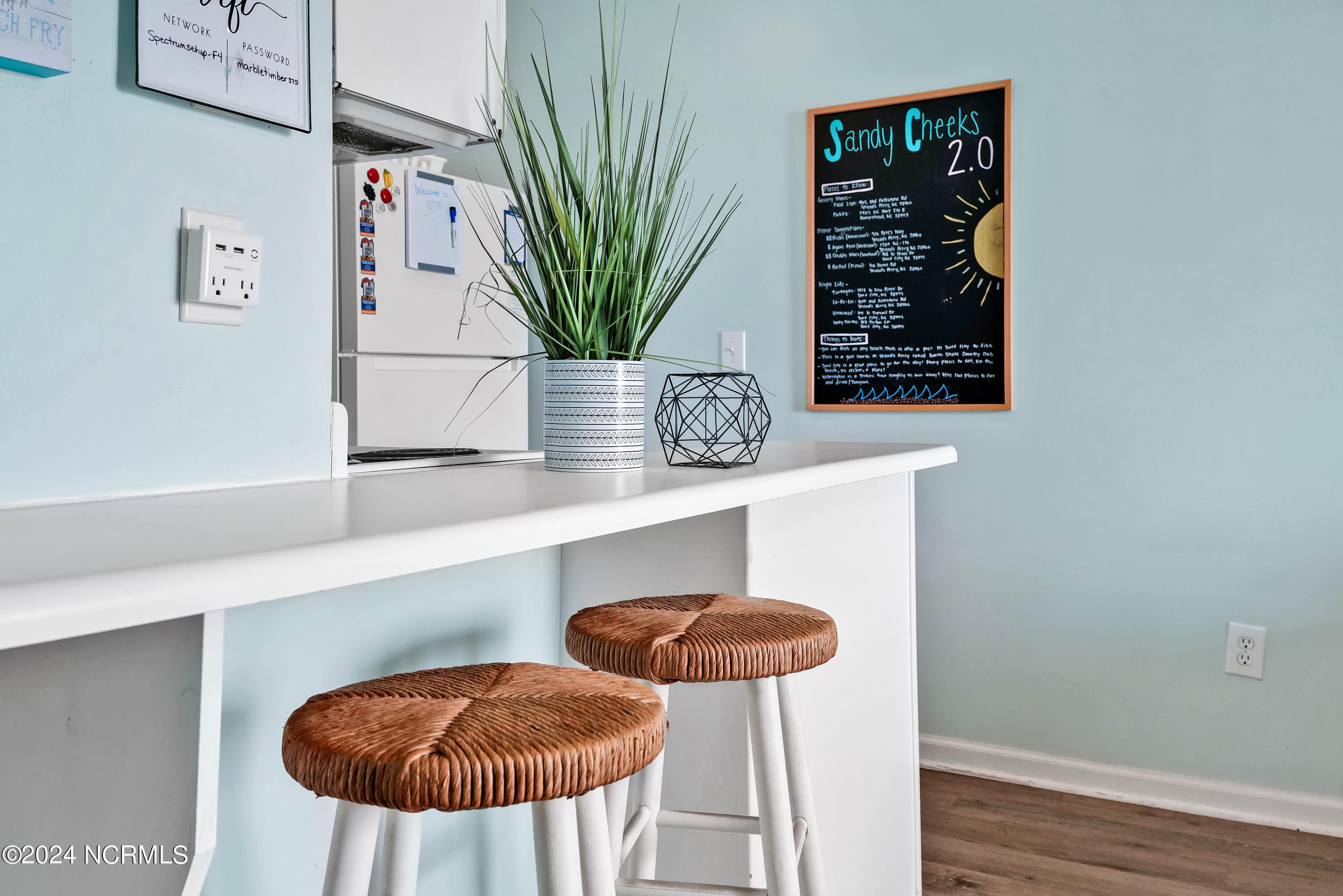 2264 New River Inlet Road, 303