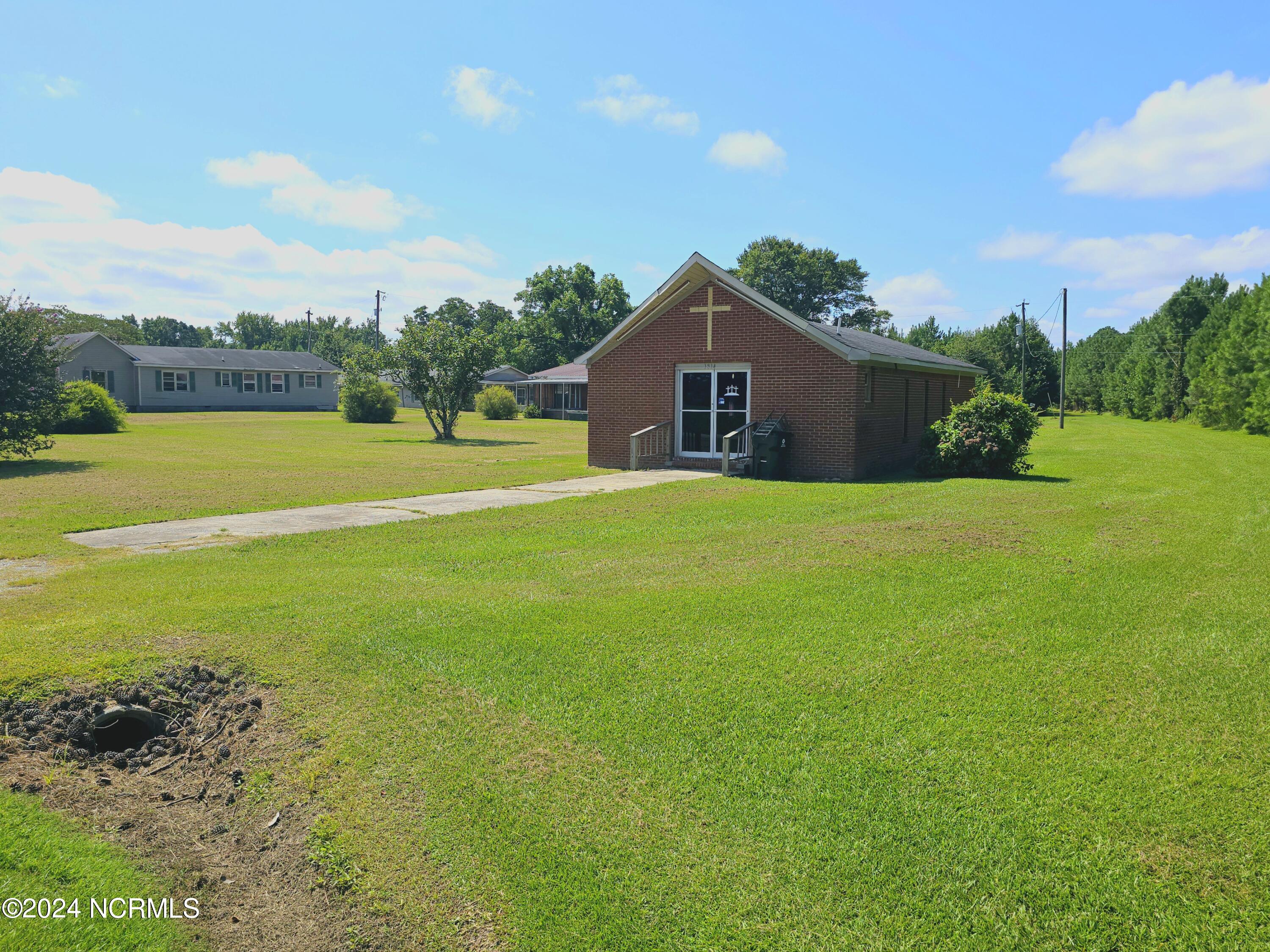 1814 Hickory Grove Road