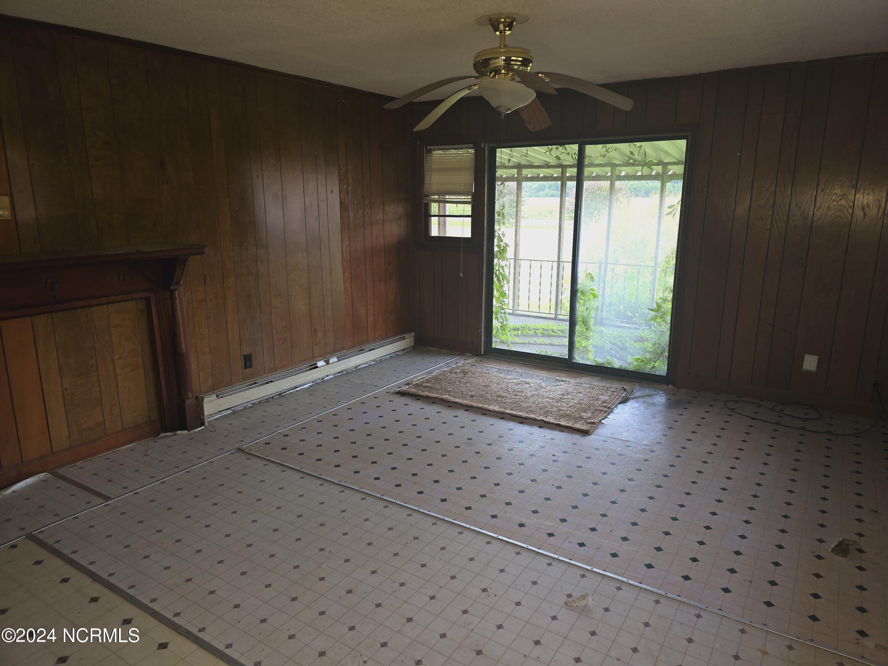 1814 Hickory Grove Road