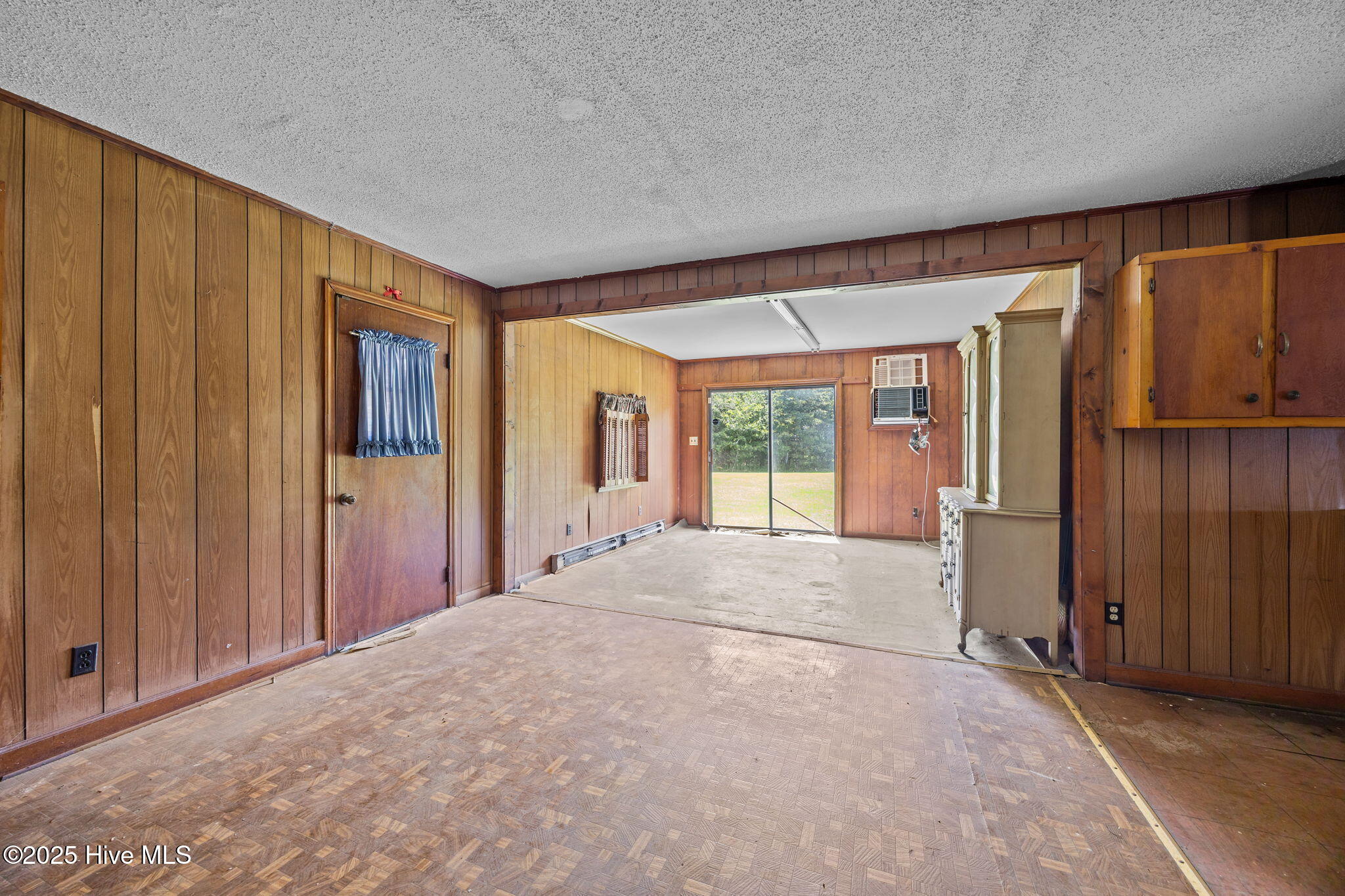 1814 Hickory Grove Road