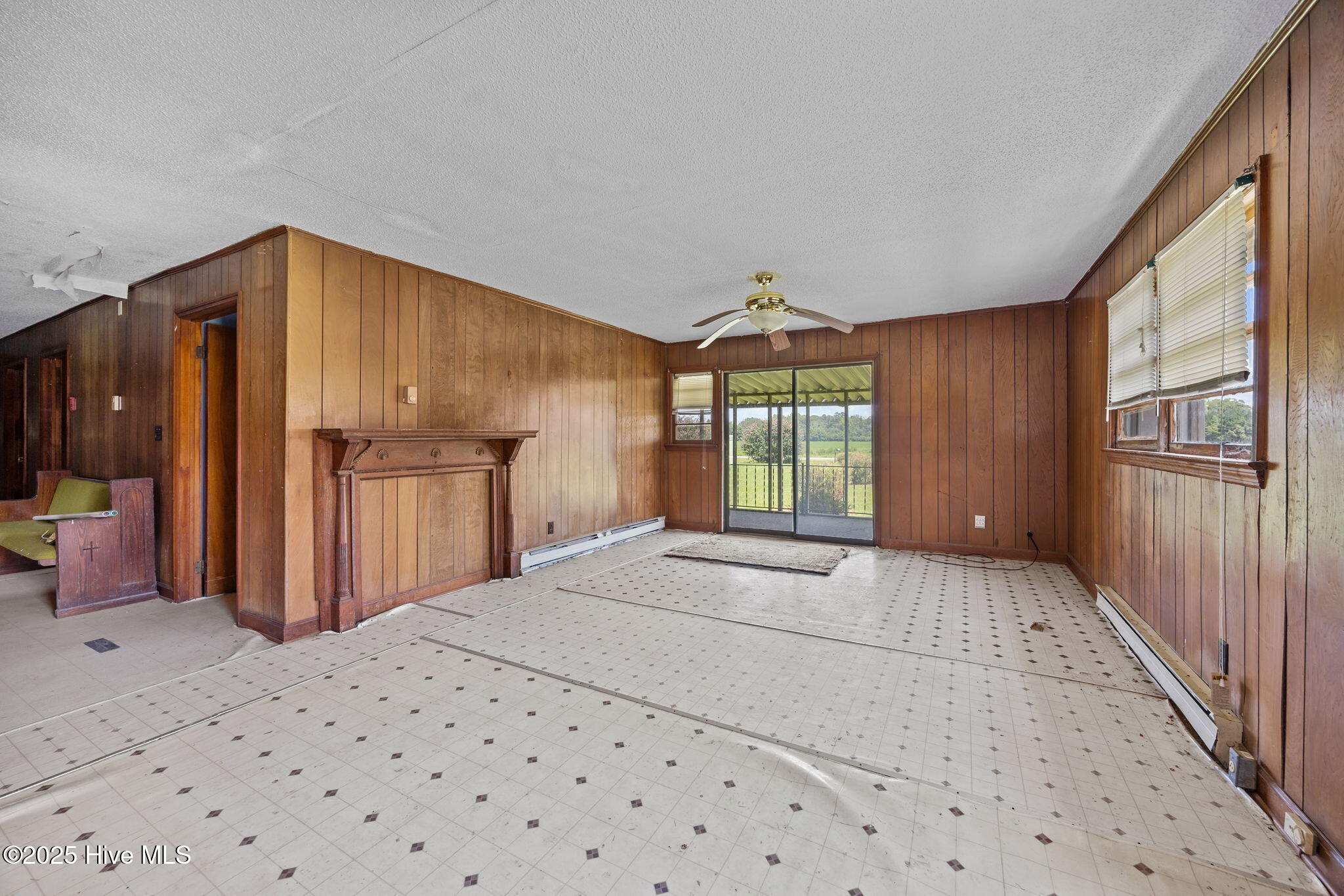 1814 Hickory Grove Road