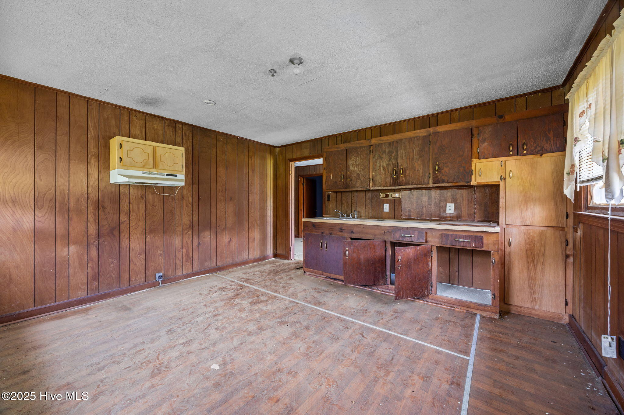 1814 Hickory Grove Road