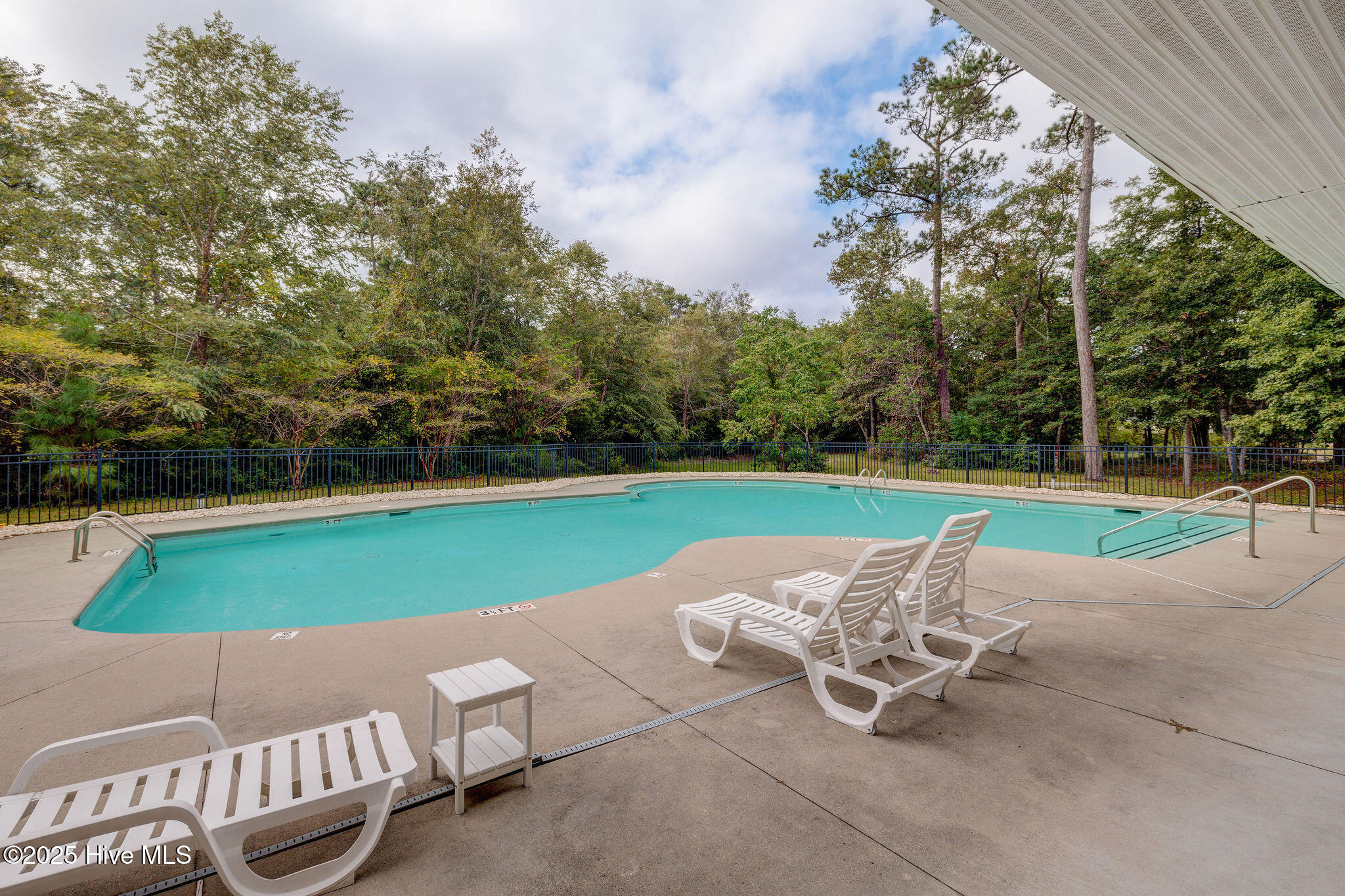 2824 White Dove Circle SW