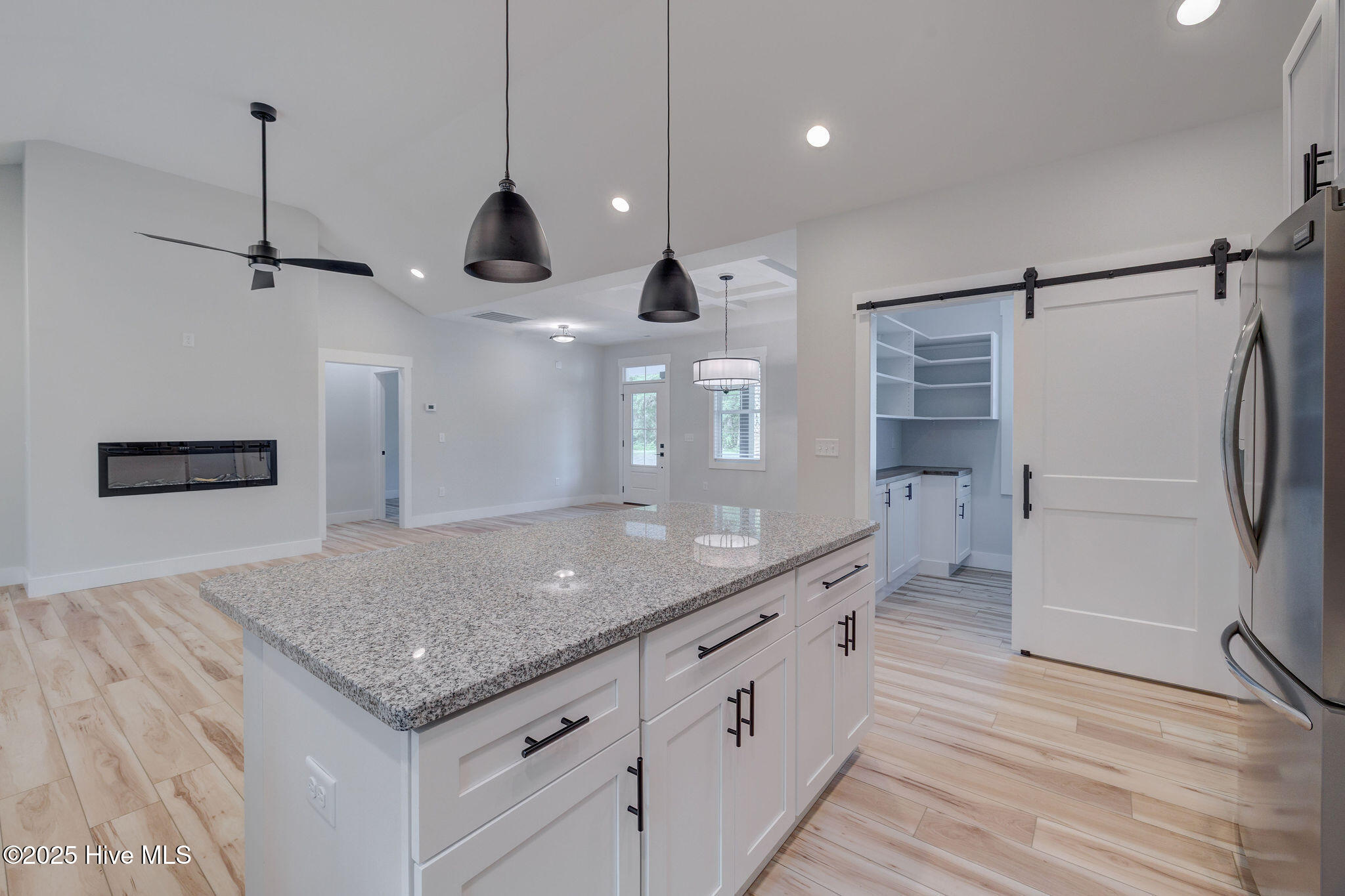 2824 White Dove Circle SW