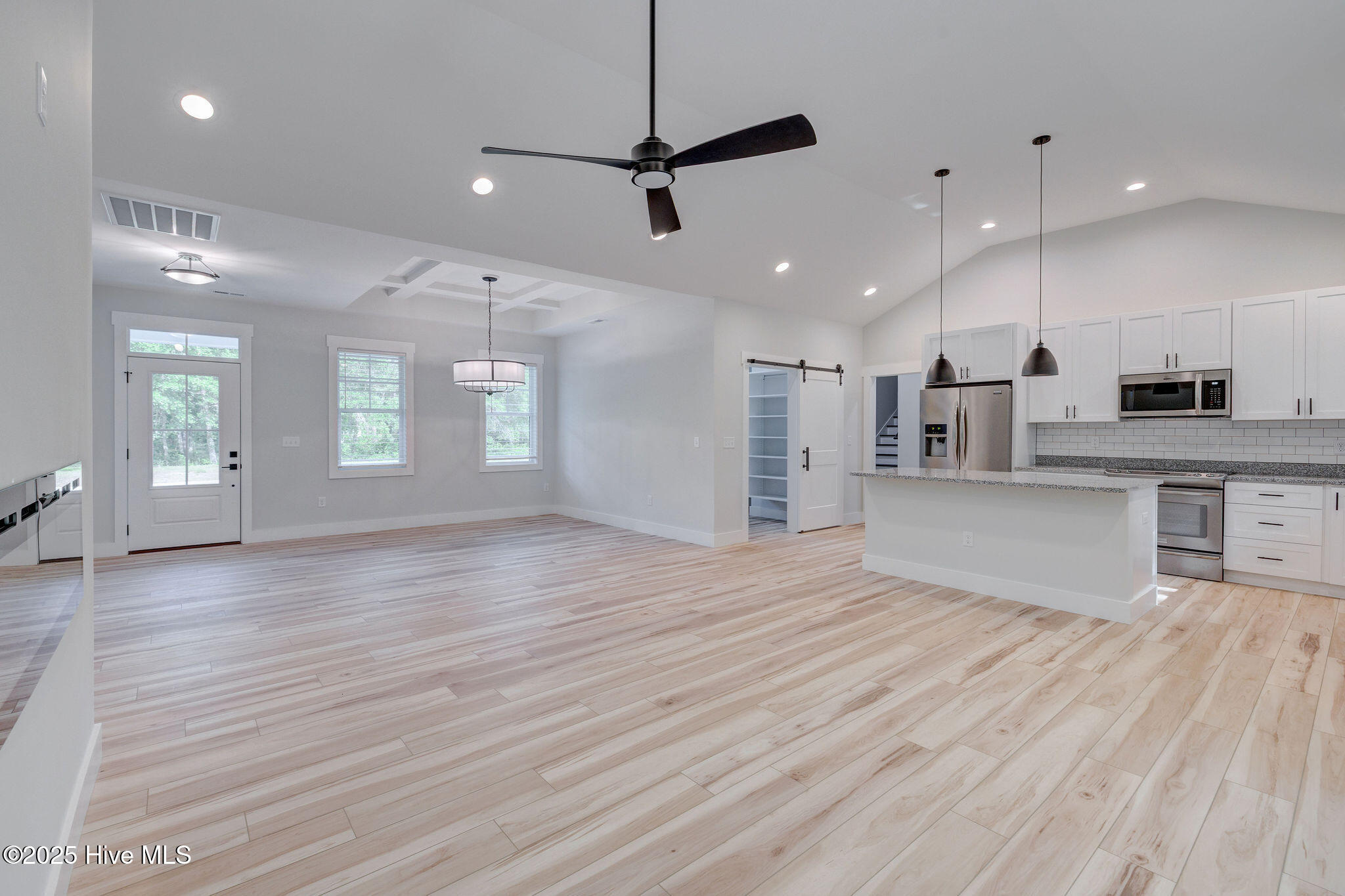 2824 White Dove Circle SW