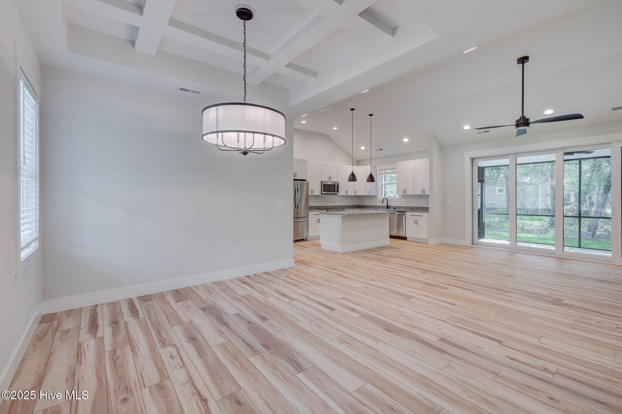 2824 White Dove Circle SW