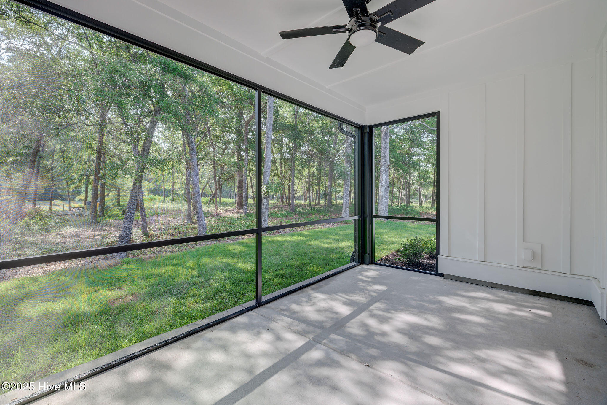 2824 White Dove Circle SW