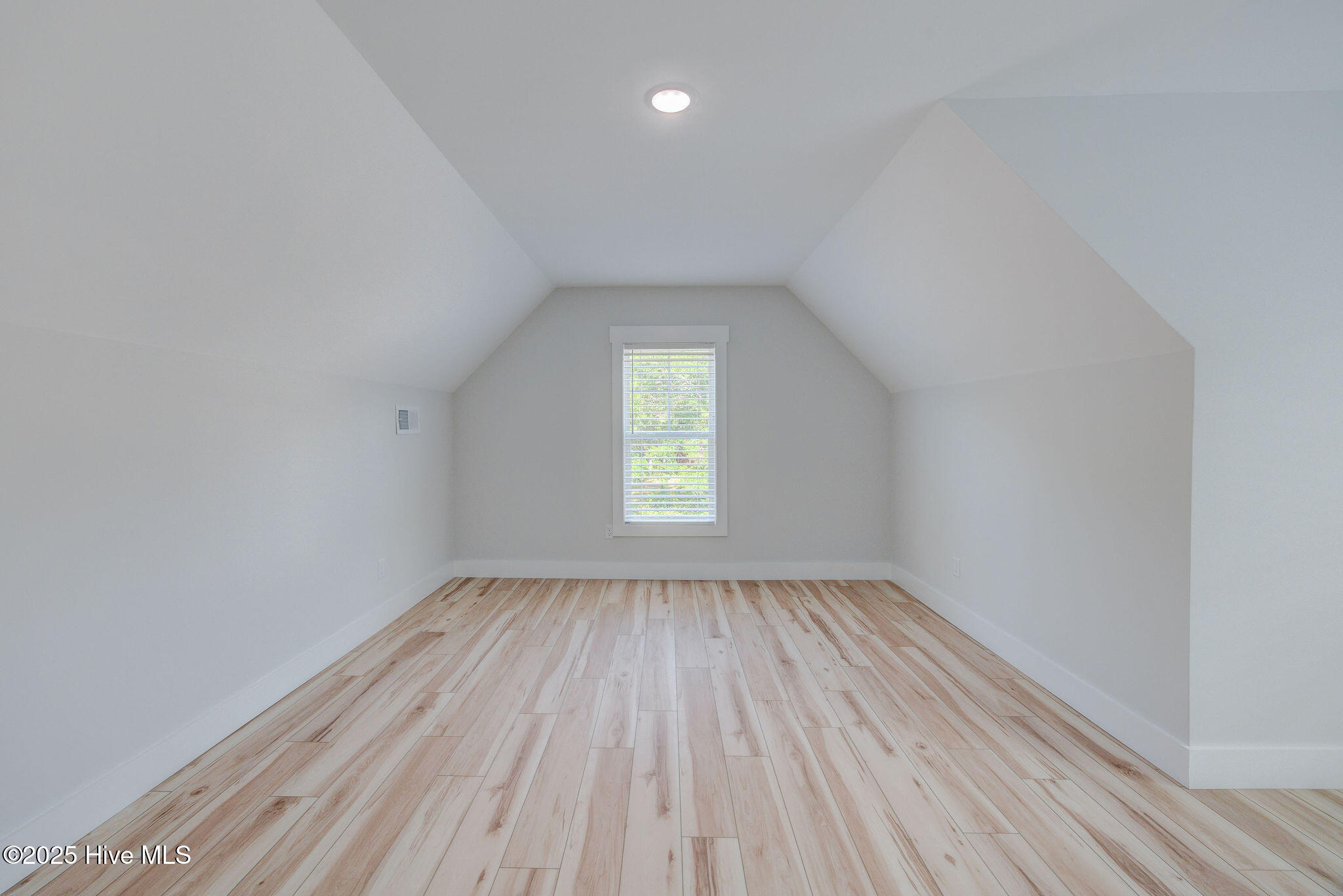 2824 White Dove Circle SW