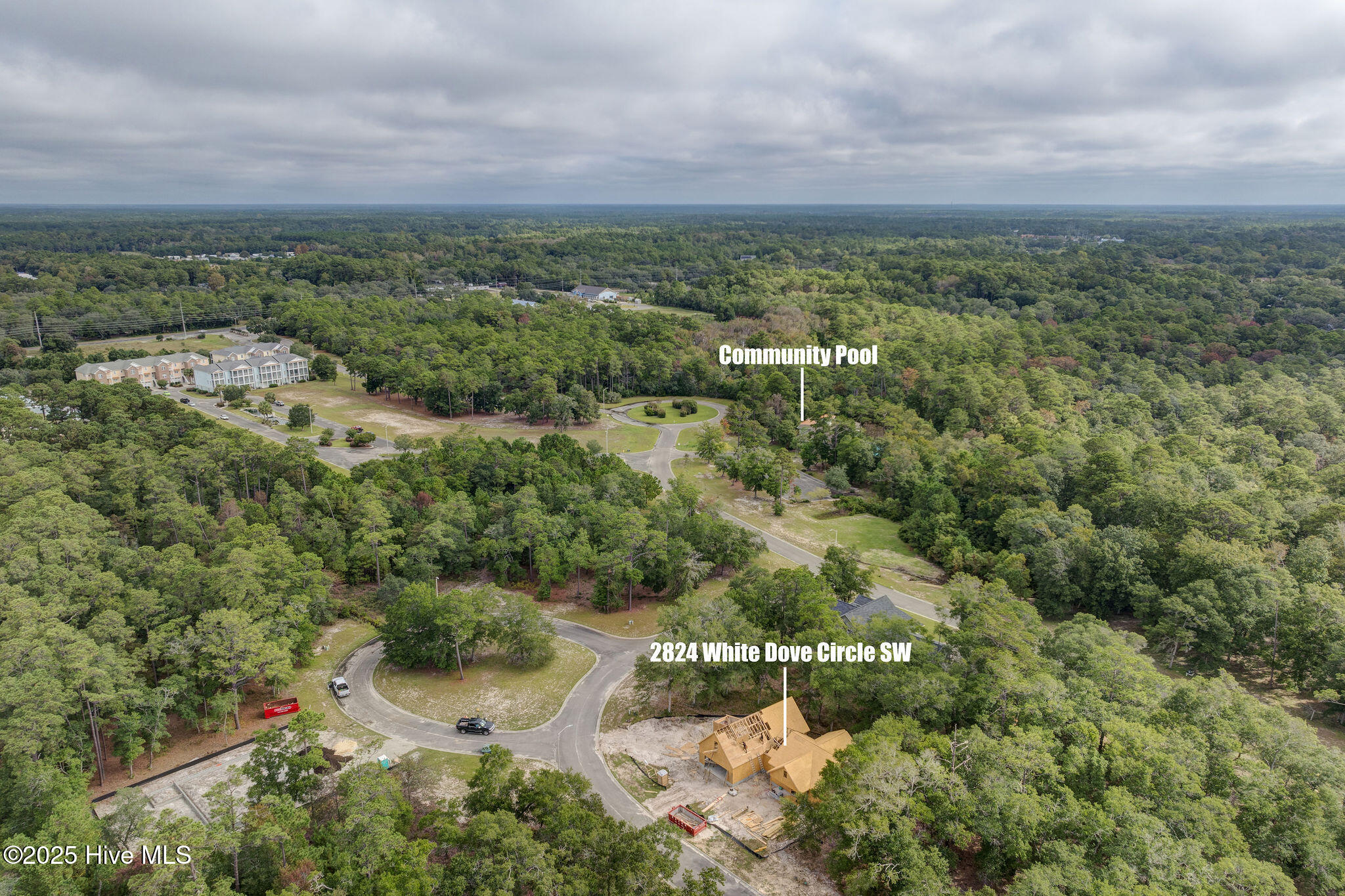 2824 White Dove Circle SW
