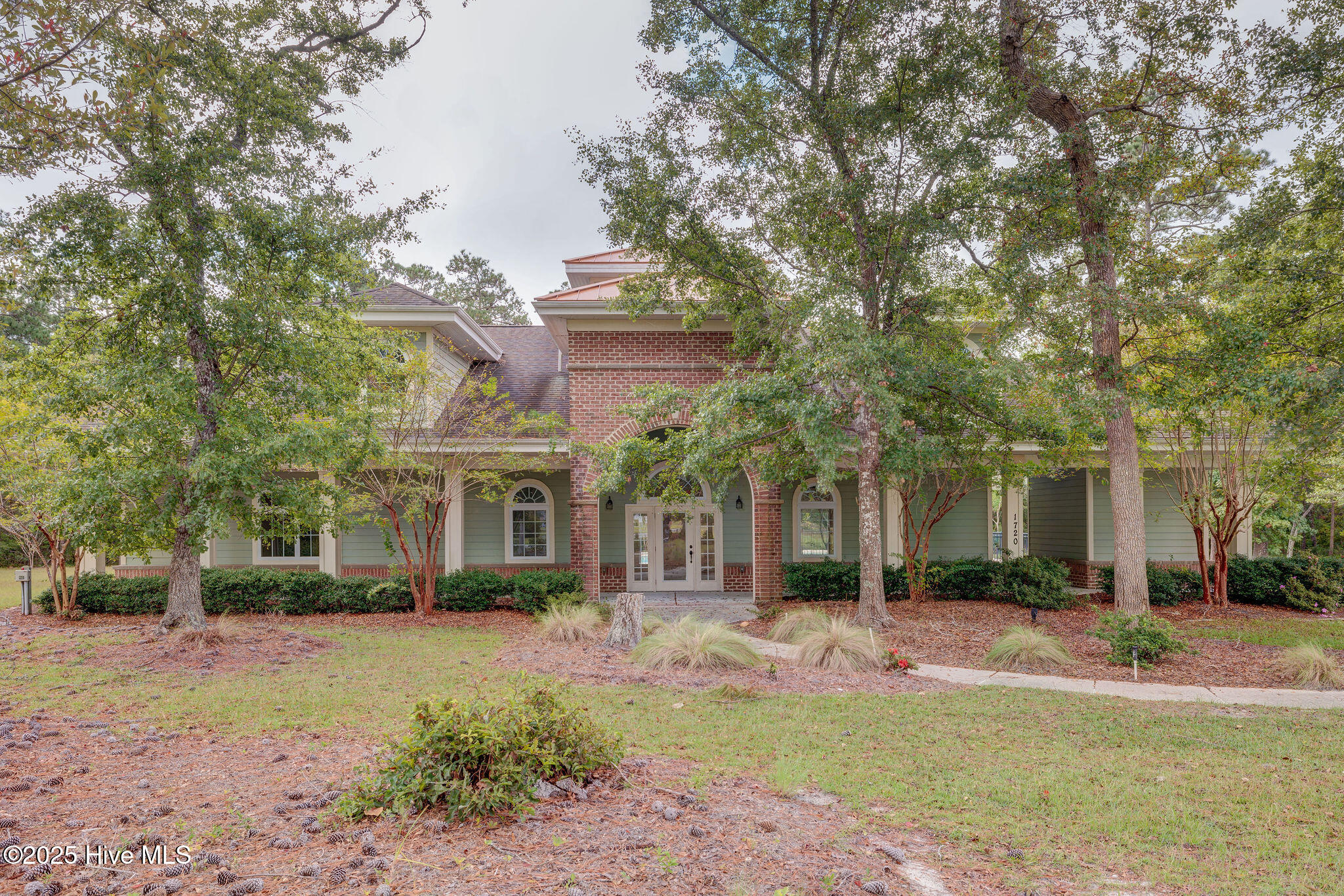 2824 White Dove Circle SW