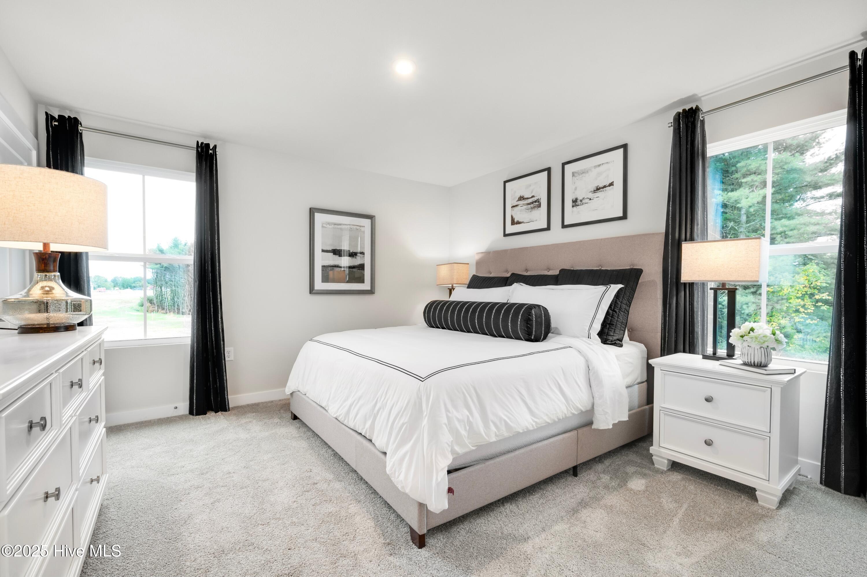 907 Daylily Circle