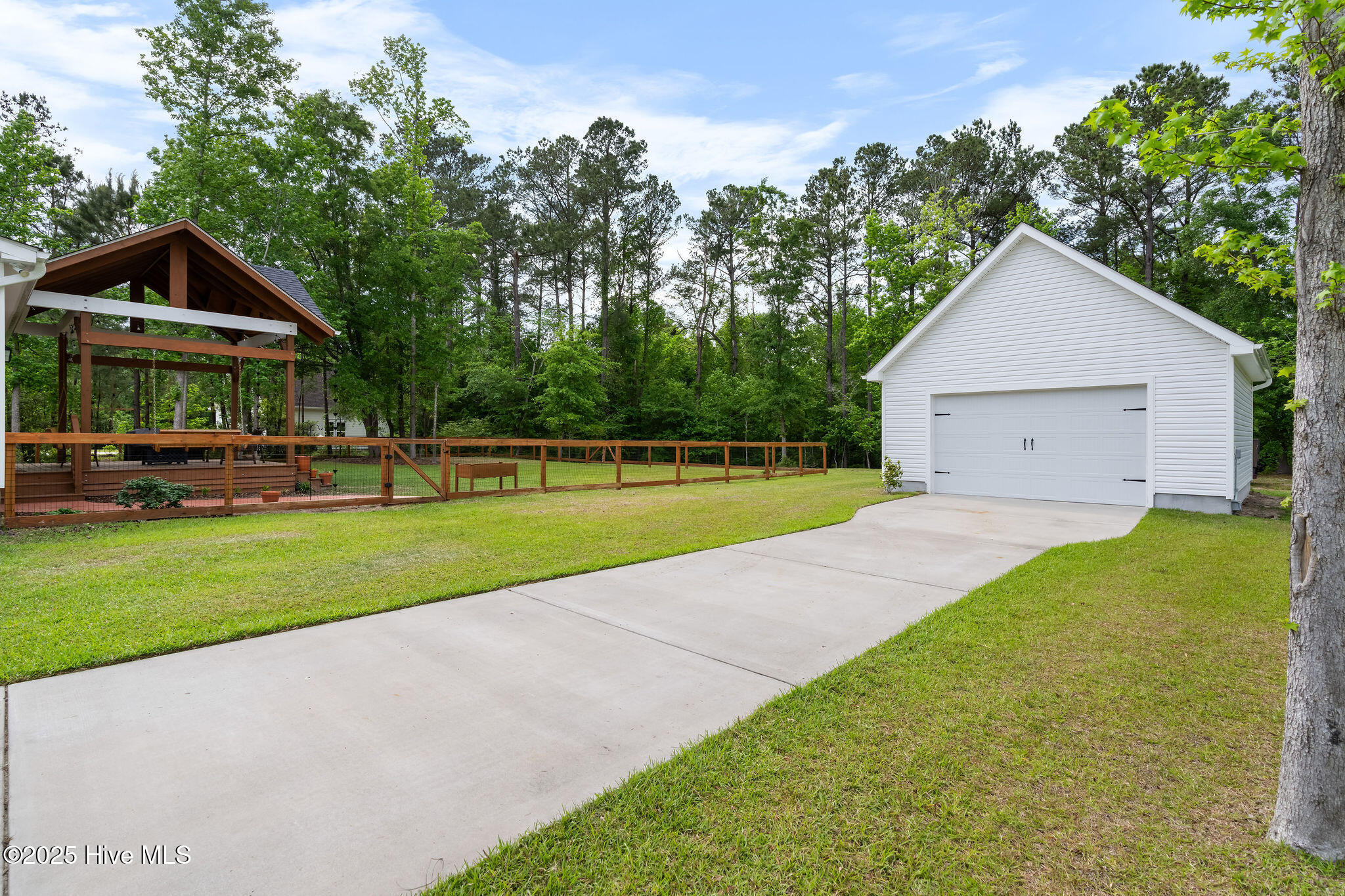 469 Winding Creek Road