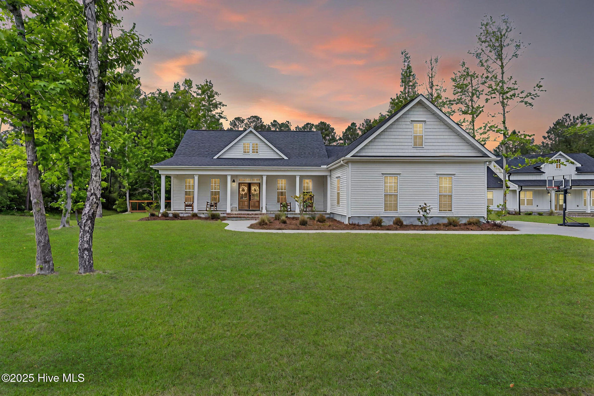 469 Winding Creek Road