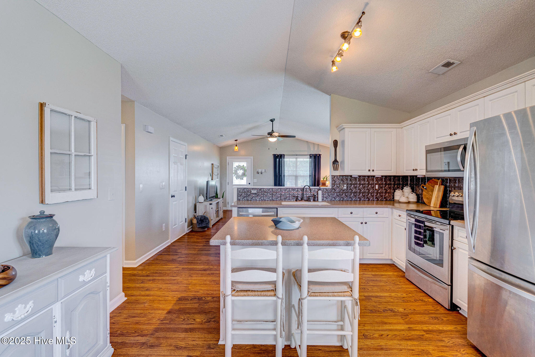 443 Foxfield Court