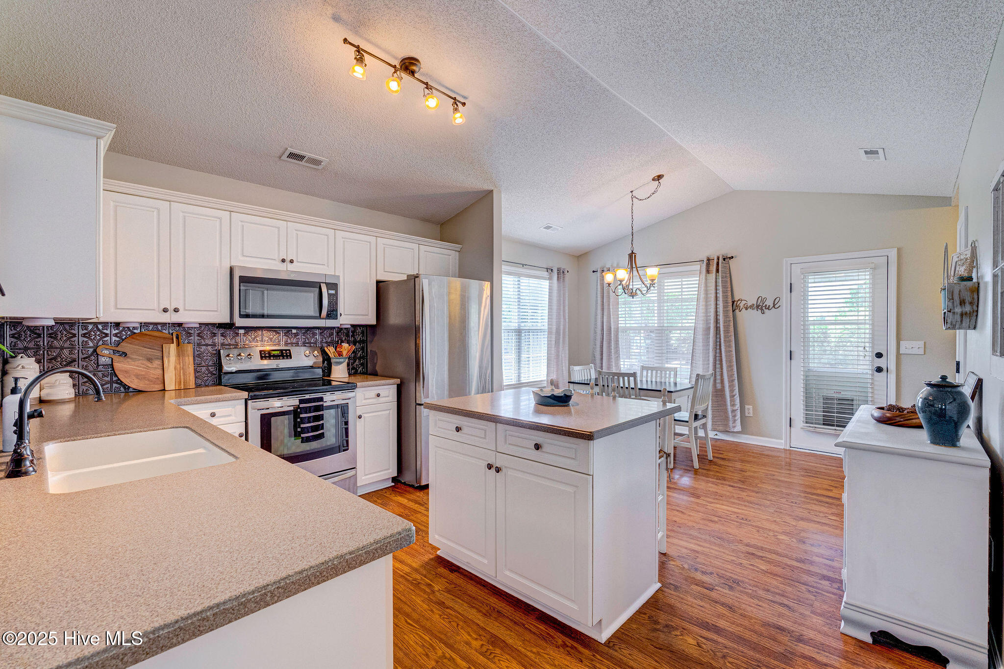 443 Foxfield Court