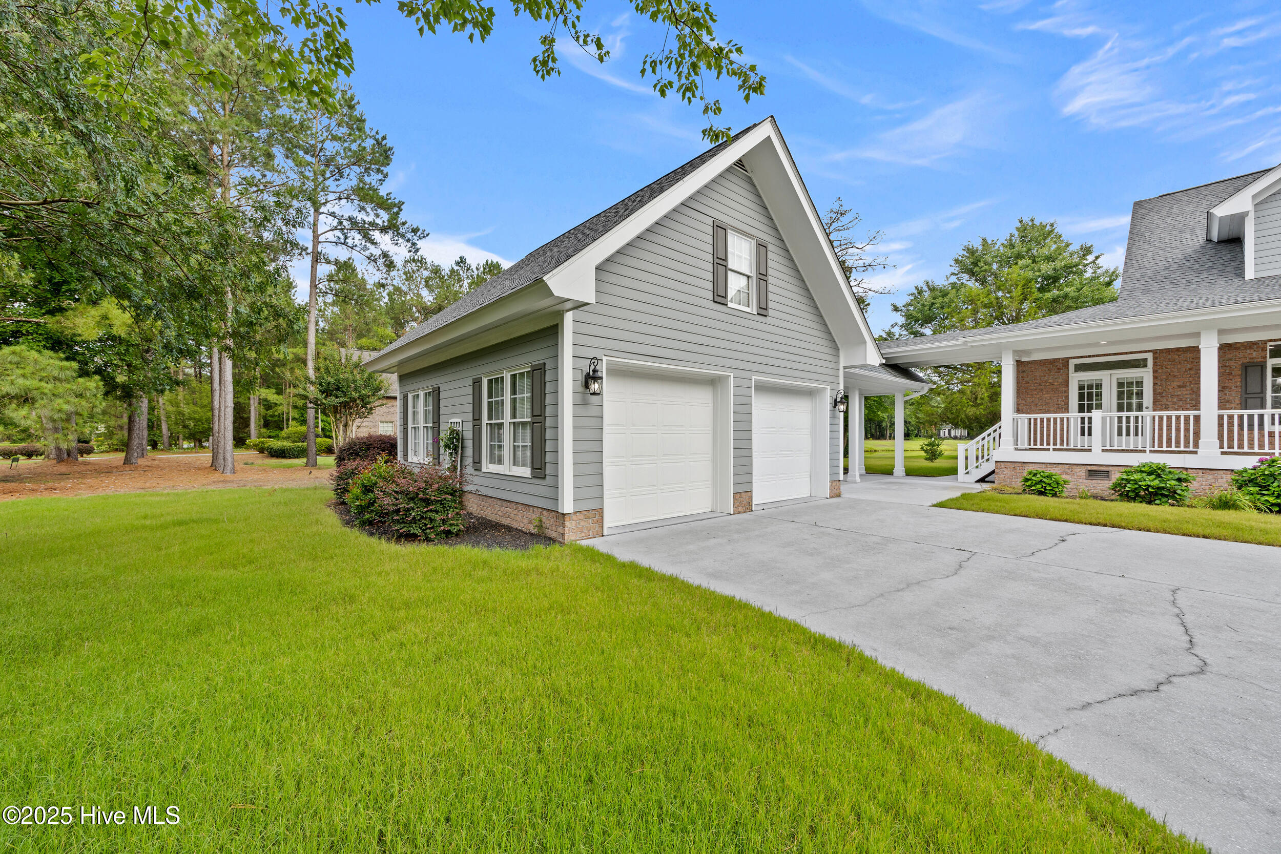 376 Red Fox Run Drive