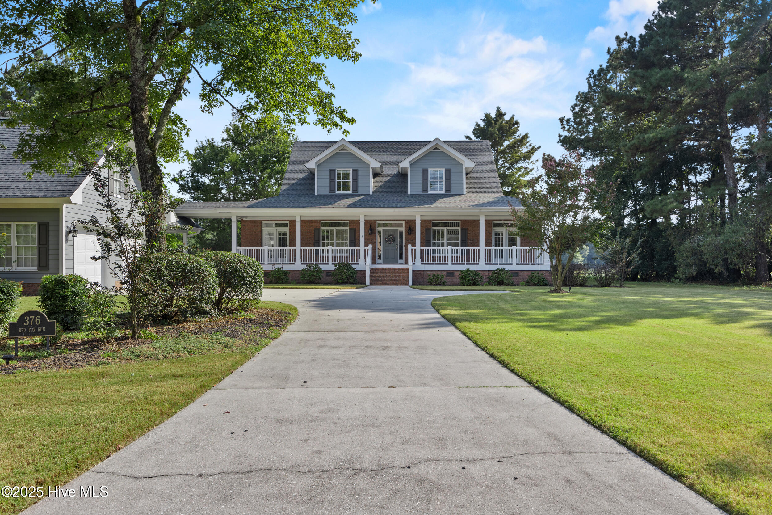 376 Red Fox Run Drive