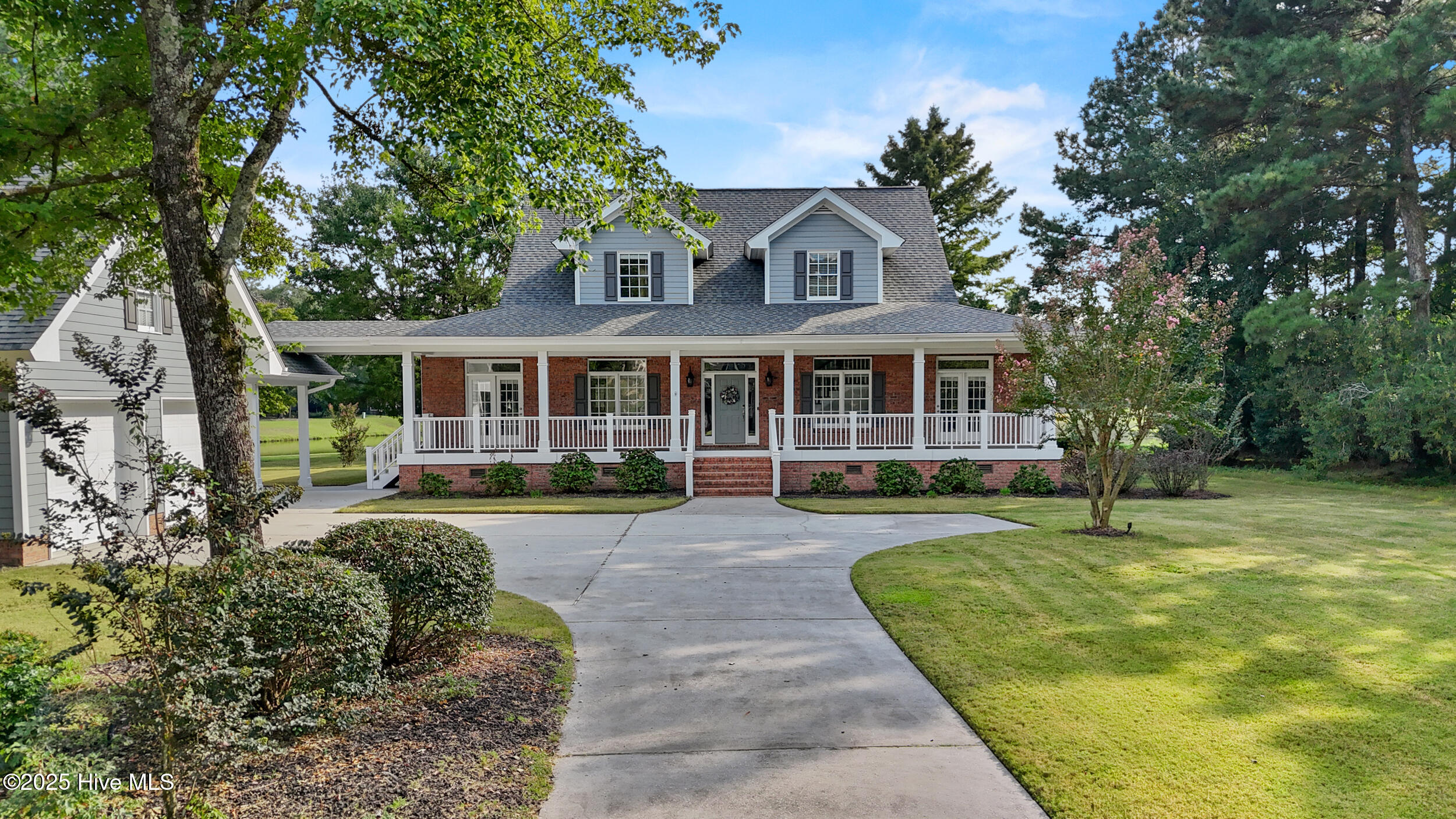 376 Red Fox Run Drive