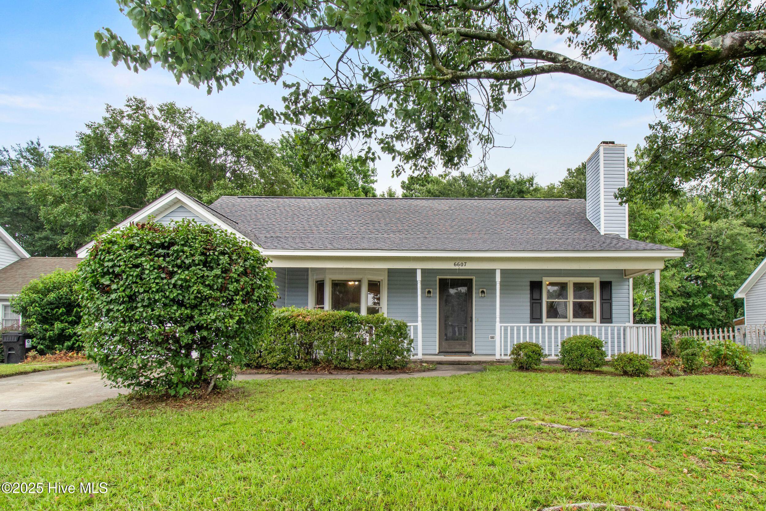 6607 Red Bay Court