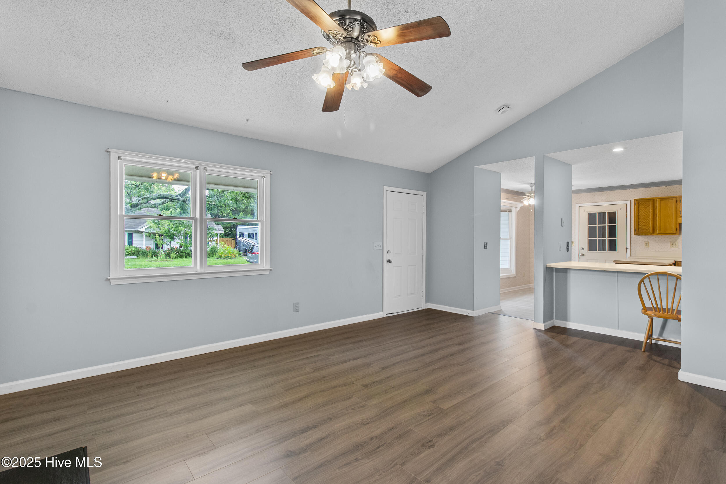 6607 Red Bay Court