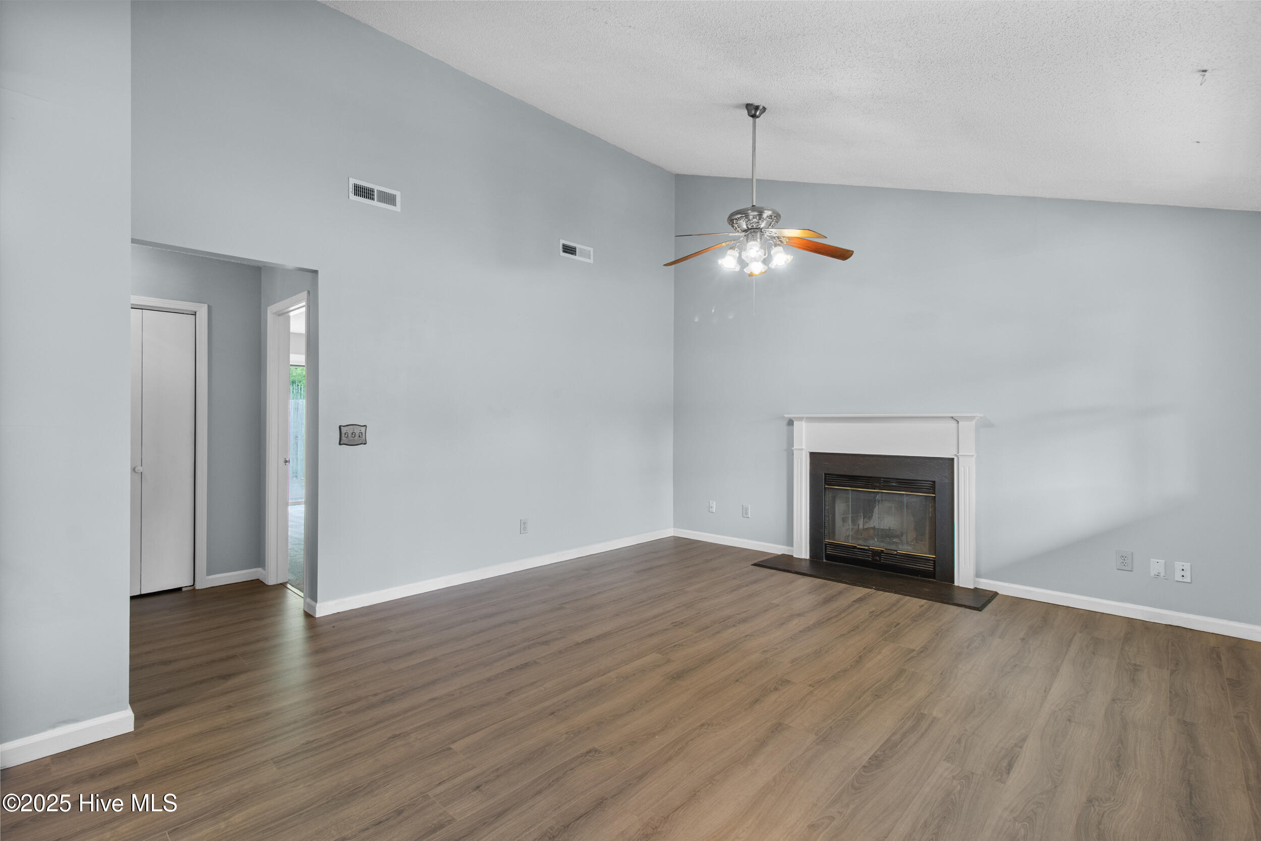 6607 Red Bay Court