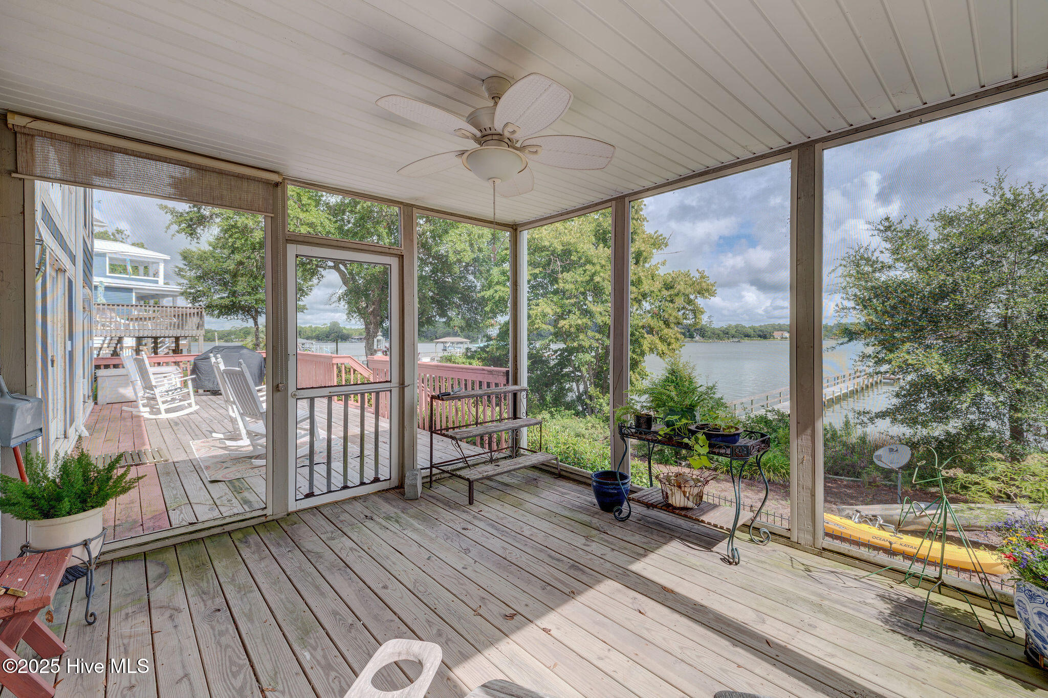 915 Chadwick Shores Drive