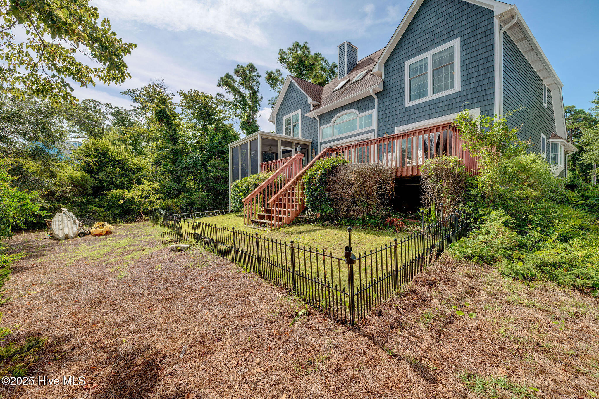 915 Chadwick Shores Drive